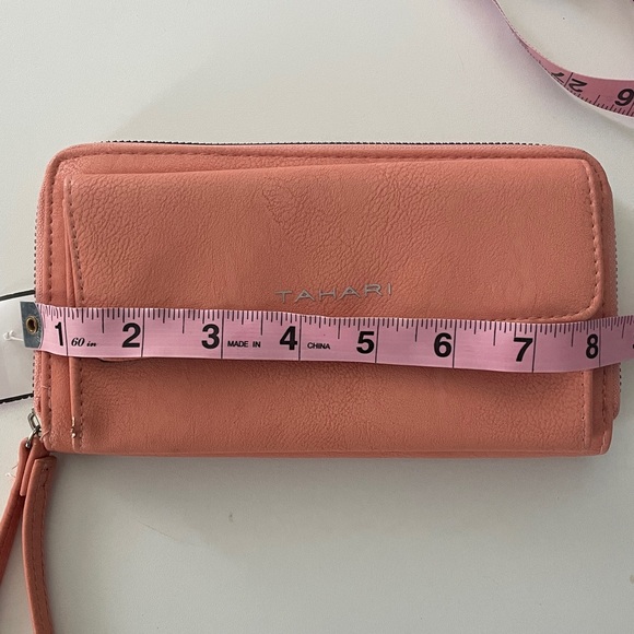 Tahari Coral Pink Leather Wristlet Clutch Wallet BN new - Picture 8 of 9